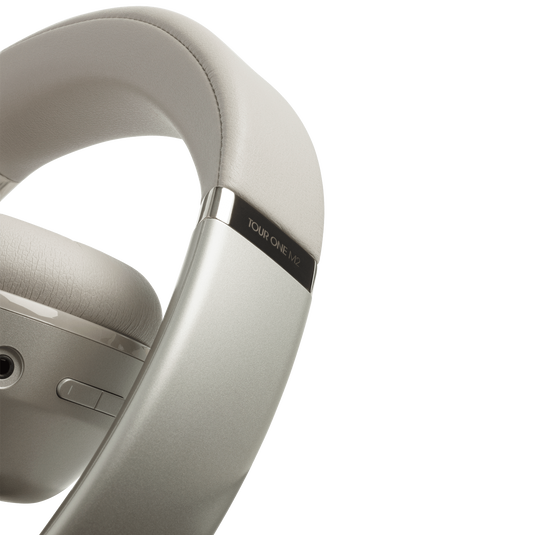 JBL Tour One M2